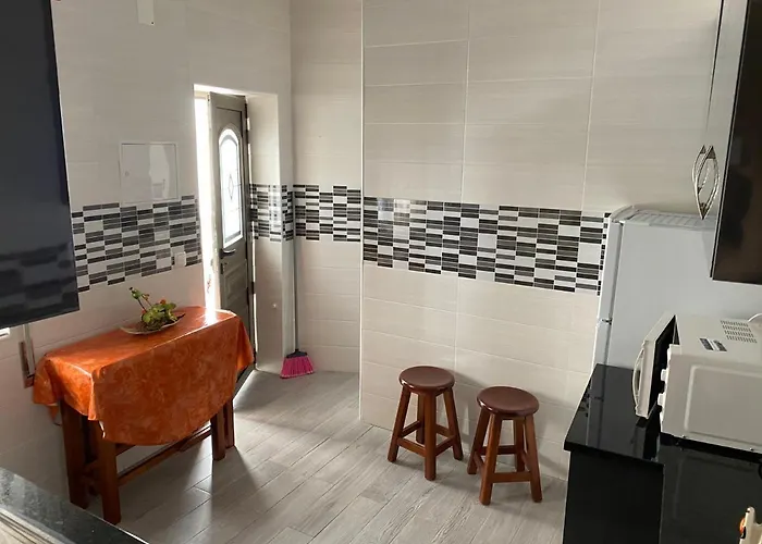 Avo Velha - Faneca בית נופש *